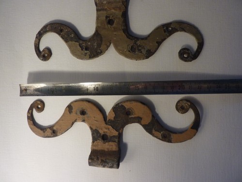 Ferrures moustache anciennes - ferrures,