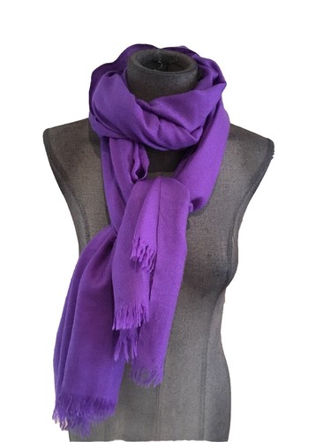 Très belle écharpe mauve - très,