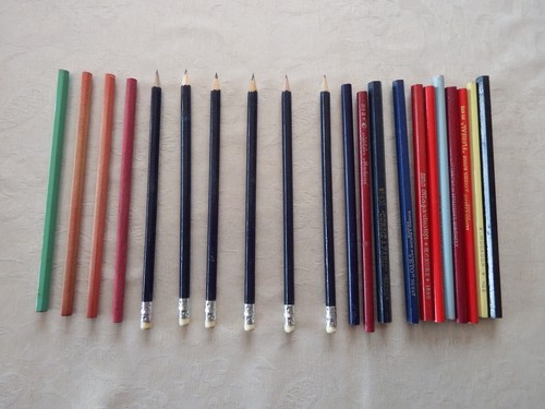Lot crayons papier - de,