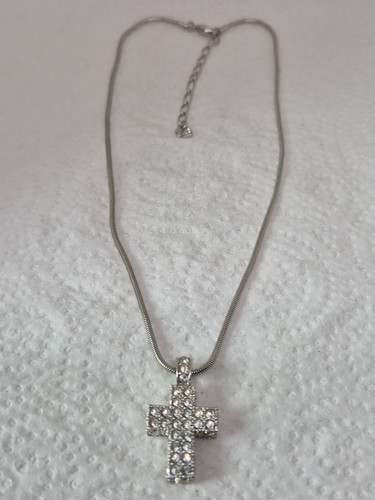 Collier chaîne swarovski - collier,