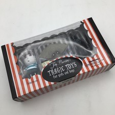Tim Burtons Tragic Toys Oyster
