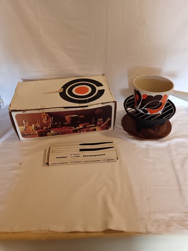 Service fondu creuset - a,