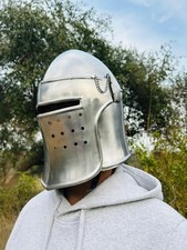 Grand casque chevalier