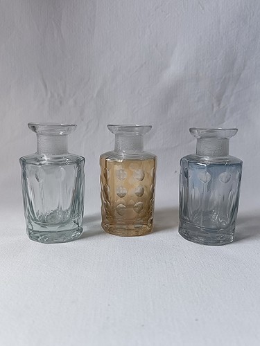 Lot anciens flacons - de,