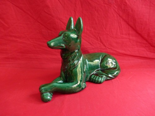 Statuette chien assis - statuette, en