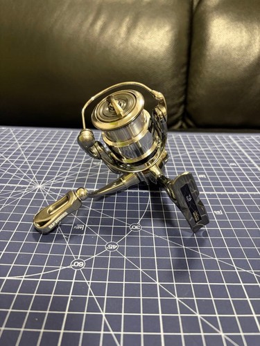 Moulinet pêche rare daiwa - moulinet,