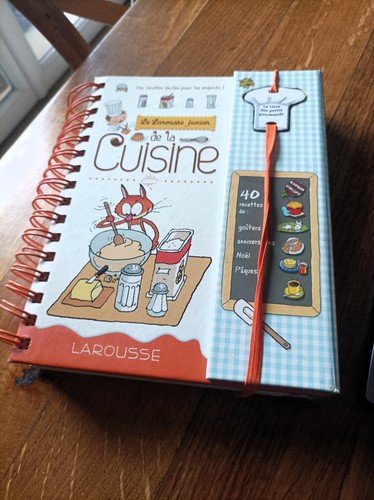 Livre larousse junior la - le, de