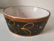 Plat vintage décor noir et ocre à intérieur craquelé moucheté – Années 70