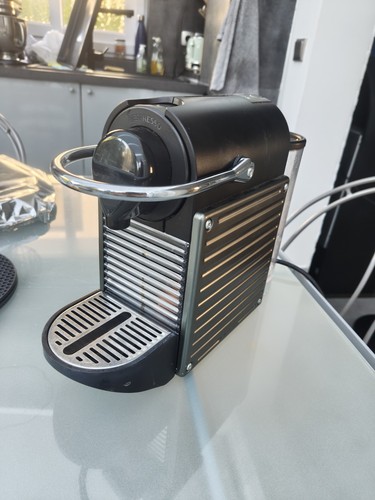Cafetière nespresso krups - cafetière, hs