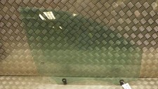 Vitre avant droit RENAULT CLIO
