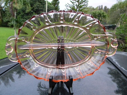 Depression pink glass - , art