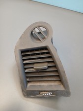 Renault Megane 2 / Grille de