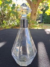 Flacon / Carafe Art Déco en cristal taillé 20,5 cm – monture métal argenté – non