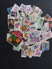 100 timbres Fleurs Monde Entier