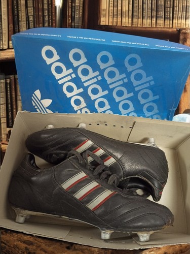 Paire crampons adidas - crampons,
