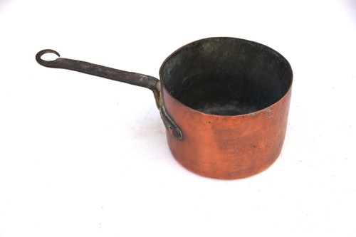 Petite casserole ancienne - , en