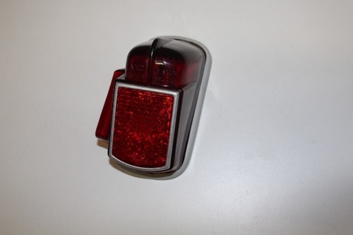 Cabochon feu arrière droit - de,