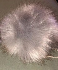 Pompon en fourrure, pompon en