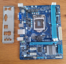 GIGABYTE - Carte mère GA-H61M-DS2 - Micro ATX - Socket 1155