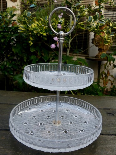 Serviteur muet verre pressé