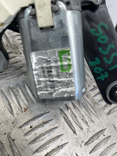 Moteur essuie glace arriere