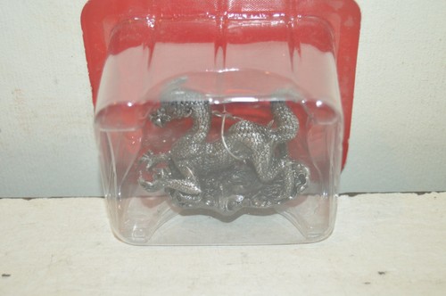 Figurine creature dragon - figurine,