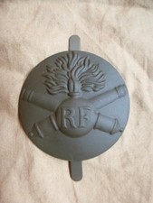 insigne rondache 1937 casque Adrian modèle 1926 Artillerie Armée Française 1940
