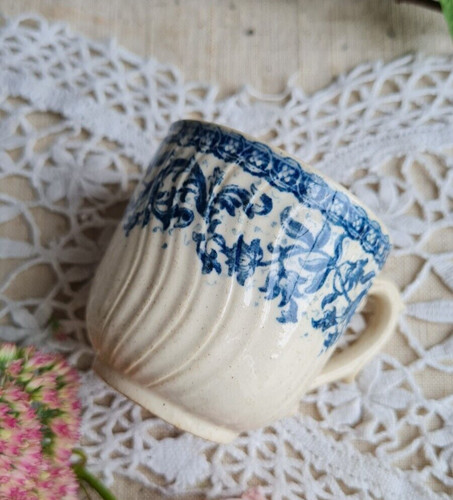 Ancienne tasse cafe - tasse, a