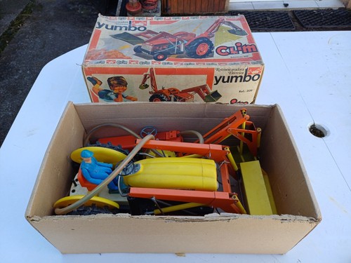 Jouet ancien tracteur yumbo - ancien,