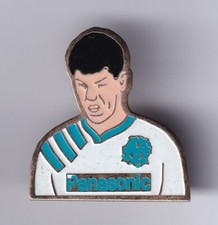 RARE PINS PIN'S .. FOOTBALL