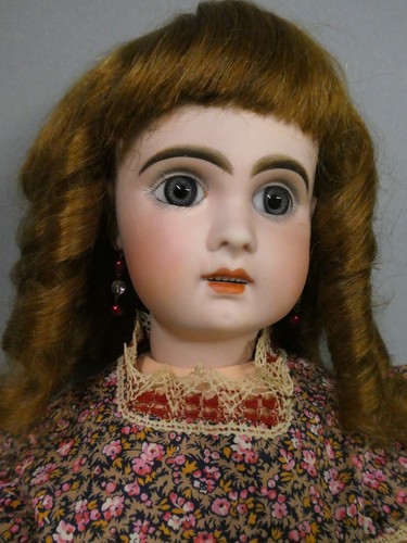 Poupée ancienne jolie jumeau - poupée,