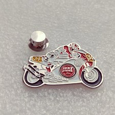 Pin's lapel pin pins Moto Motorcycles KEVIN SCHWANTZ 34 TEAM SUZUKI LUCKY STRIKE