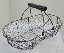 Ancien Grand Panier à Oeufs en Fer. Longueur 35 cm Hauteur 20 cm. Très bon état