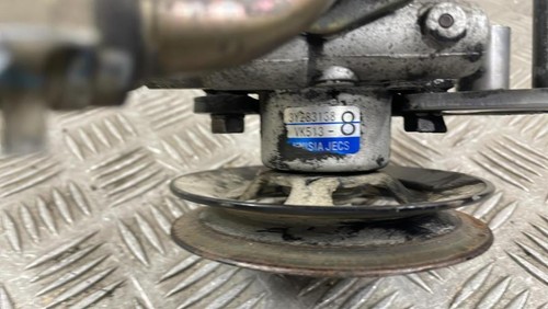 Pompe direction nissan - pompe,