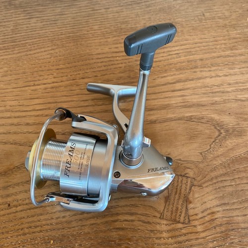 Daiwa spinning reel - reel, freams