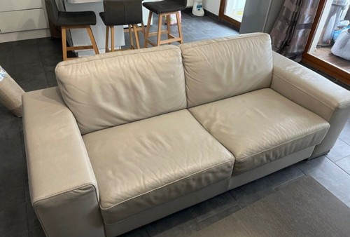 Canape cuire beige - canape, cuire,