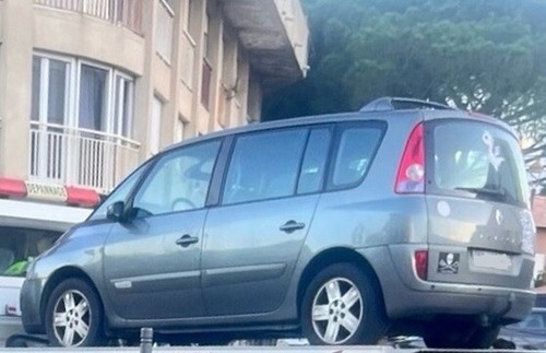 Diverses pièces renault - diverses,