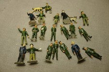 HO, Lot de 20 Personnages, Militaires, Pompiers, Police, Maîtres-Chiens  !!!