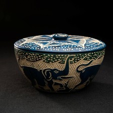 B126 - CALEBASSE, ARTISANAT