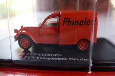 2 CV CITROËN . 2 CV  FOURGONNETTE PHINELEC .IXO AUTO PLUS. 1/43.