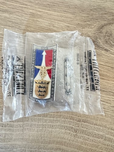 Lot insignes atelier - lot, 2