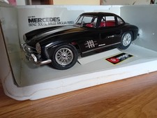 1/18 MERCEDES BENZ 300 SL MULLE MIGLIA (1955) NOIRE BURAGO