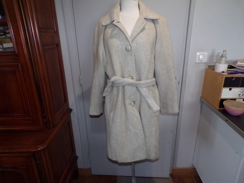 Manteau lama laine avec - , cordon