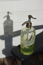 SIPHON. SELTZ. Siphon ouraline à torsades. CHARENTE.