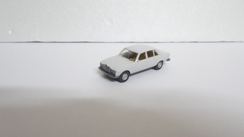 Wiking mercedes 240 1 87 - wiking,