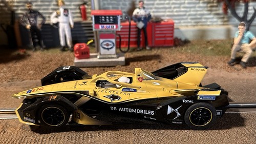 Slot car scalextric - 1/32,