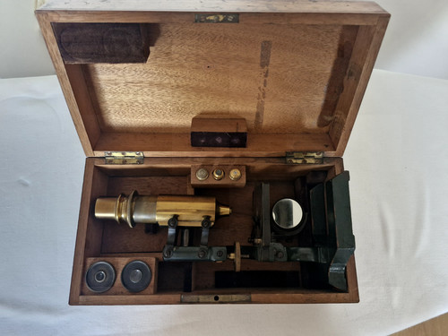 Ancien microscope avec boite - microscope,