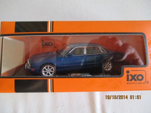 Miniature jaguar xj8 - ,