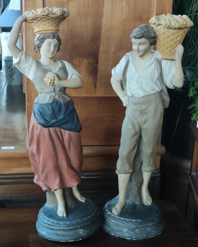 Anciennes grandes statues - grandes,