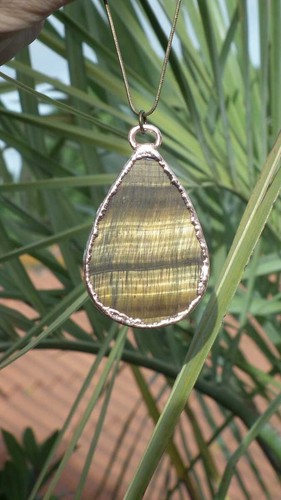 Collier oeil tigre - de, en